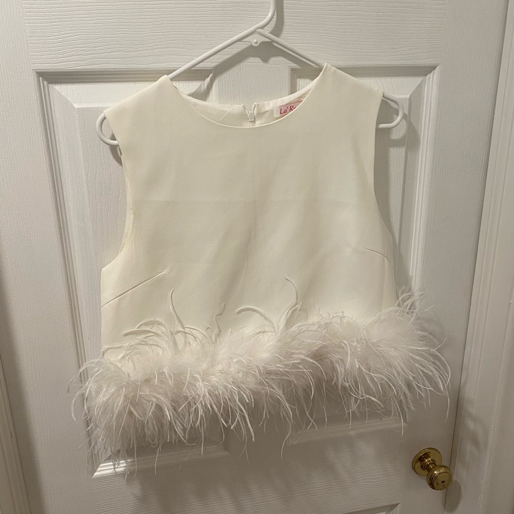 White feather top